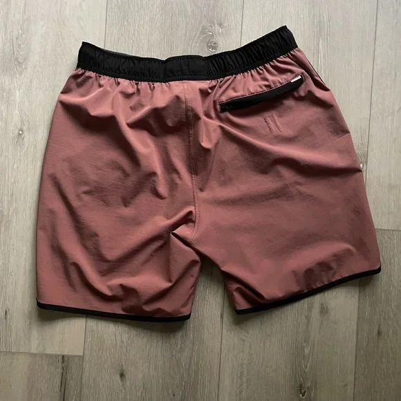 Vuori Banks Shorts - Size M - Great shorts - No liner - Picture 2 of 2